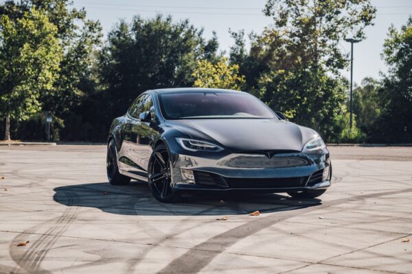 Ohm 輪轂 for Tesla